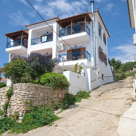 Kavos Alonissos Apartman Patitíri