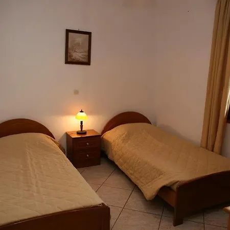 Kavos Alonissos Apartman Patitíri